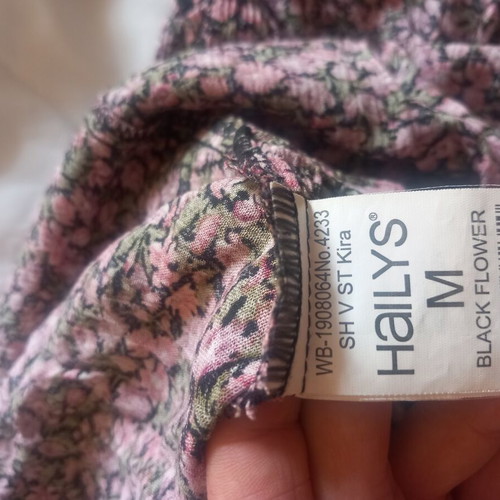 Two short summer skirts like new, floral design, size M