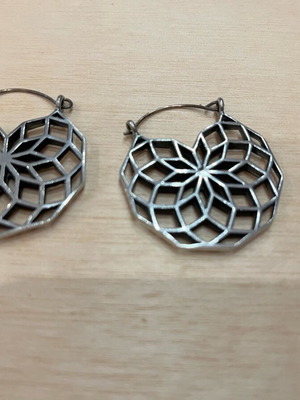 Earrings like new condition