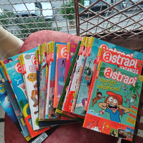 Astrapi French children's magazines like new, 29 issues