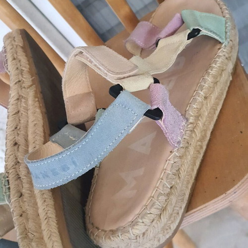 Leather sandals size 40 made in Spain like new, colorful, anatomical