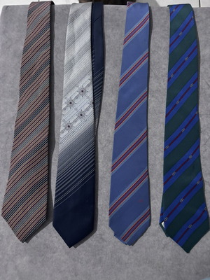 Silk ties Nina Ricci, Valentino, Giorgini Milano, St. Dupont like new
