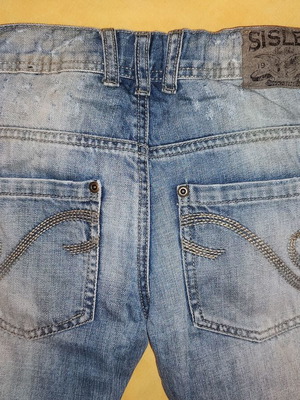 Sisley παιδικό τζιν παντελόνι σε ανοιχτόχρωμο denim, 140 εκ. με ελαφριές φθορές