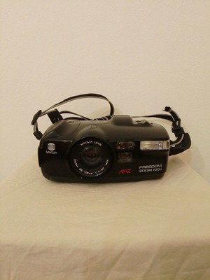 Φωτογραφική μηχανή Minolta Freedom Zoom 105i μεταχειρισμένη