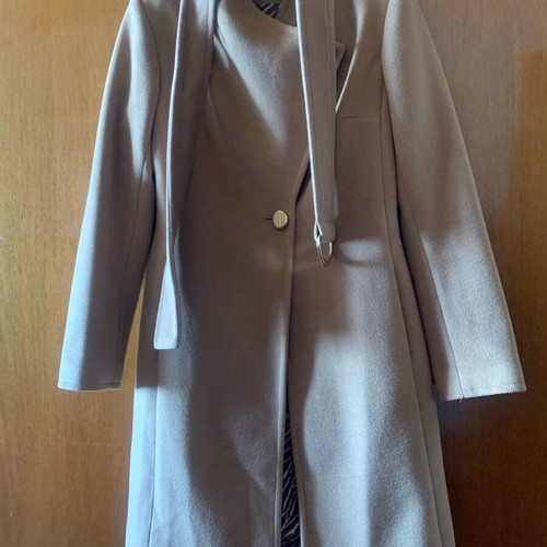 Emporio Grama camel coat new with impressive lining and belt