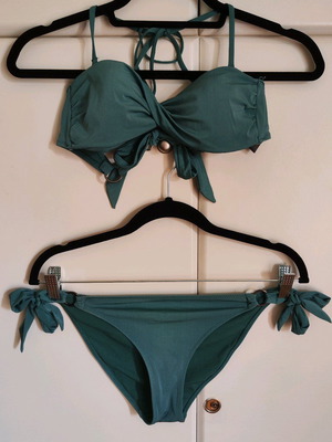 H&M Bikini Set Petrol / Emerald with Strapless Top & Slip with Rings (Size S / 36)