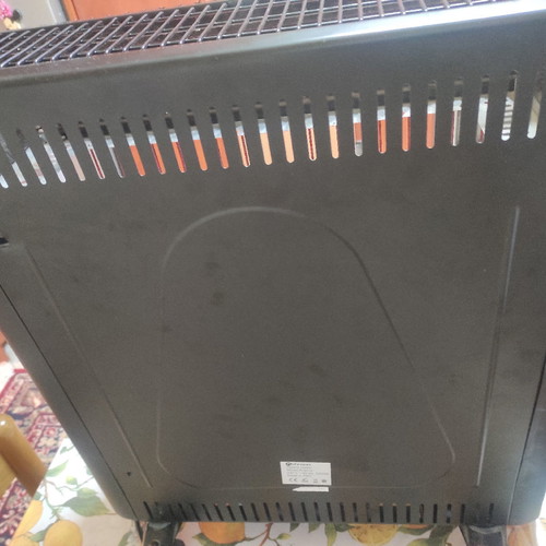Rohnson R8013 Quartz Heater used 2200W with 2 temperature settings
