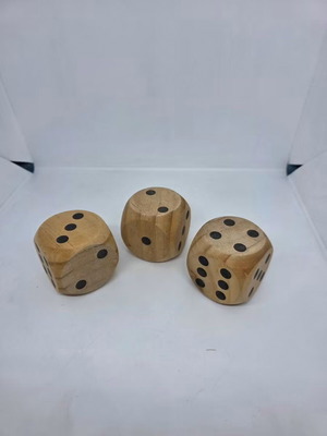 Large dice set