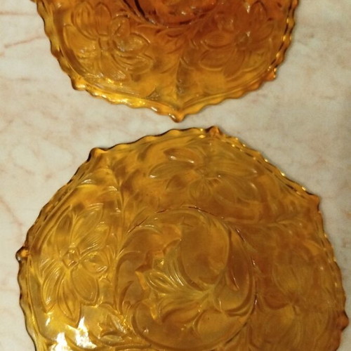 Depression glass dessert plates set of 6, like new