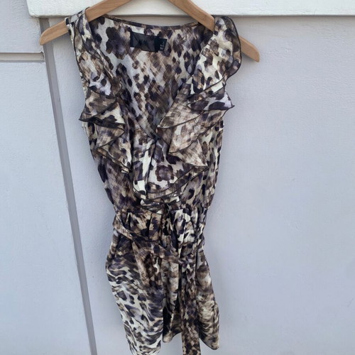 H&M dress small leopard like new