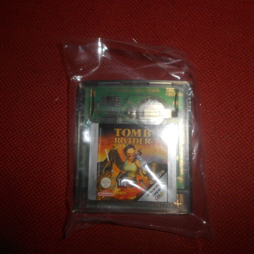 Game Boy Color Tomb Raider Nintendo new with box and manual