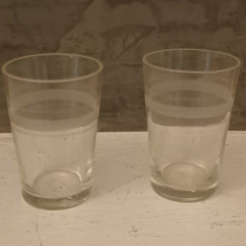 Vintage liqueur glasses set of 2 with ornate pewter holders like new