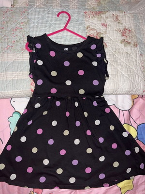 Φόρεμα H&M σαν καινούργιο για 4-5 ετών, μαύρο με πουά