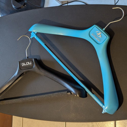 Glou & Aristoteli Bitsiani Suit Hangers like new, set of 2