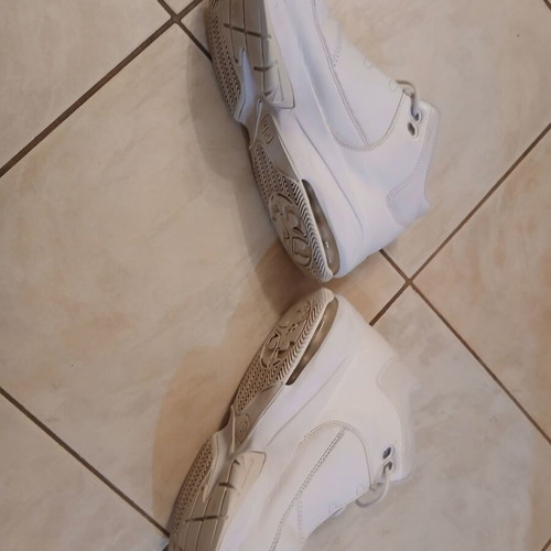Jordan athletic shoes size 45 used, white