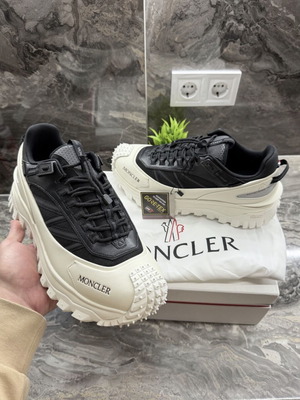 Moncler Trailgrip GTX Reflective нови ежедневни обувки, размер 43