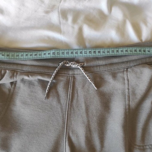 Columbia shorts like new, size XL, gray