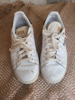 Обувки Adidas Stan Smith употребявани, бели, номер 38.5