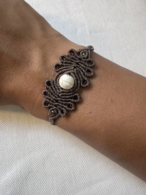 Macrame bracelet boho with semiprecious stone, new