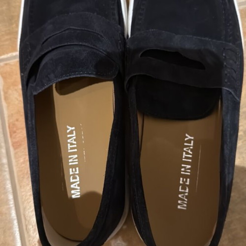 Italian suede shoes like new, size 44, blue