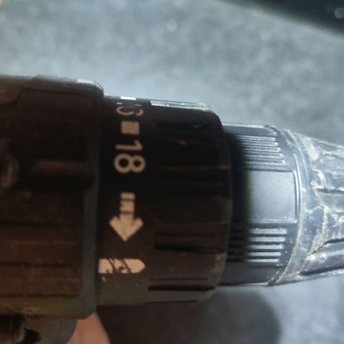 Electric cordless drill used with 2 speeds