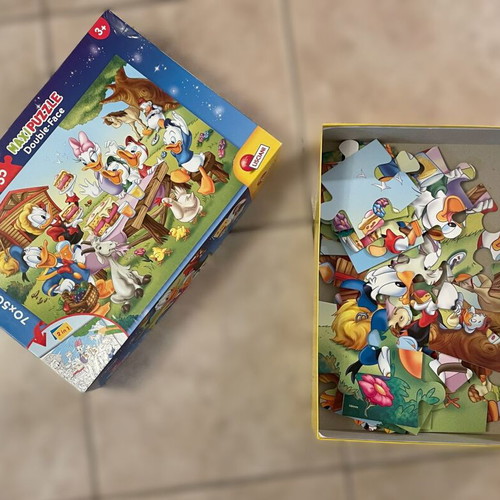 Disney Maxi Double-Face Donald Puzzle like new for kids 3+ years