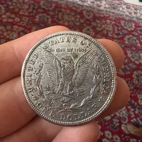 One dolar 1921 coin like new