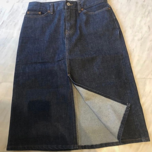 Gap denim skirt, dark blue, stretch, size M