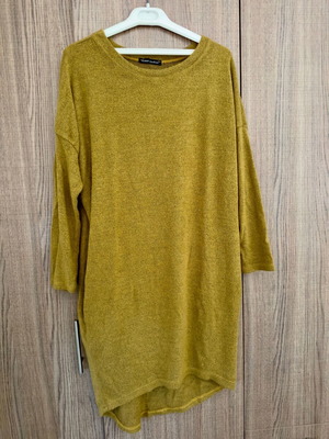 Mustard XXL comfortable and warm blouse dress like new