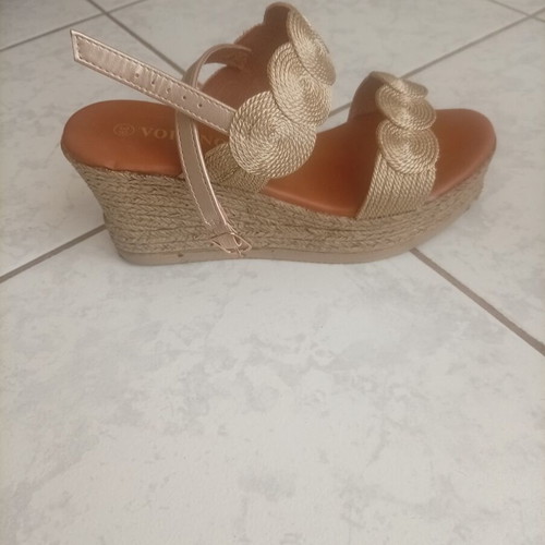 Voi-Noi platform sandals, gold, size 39