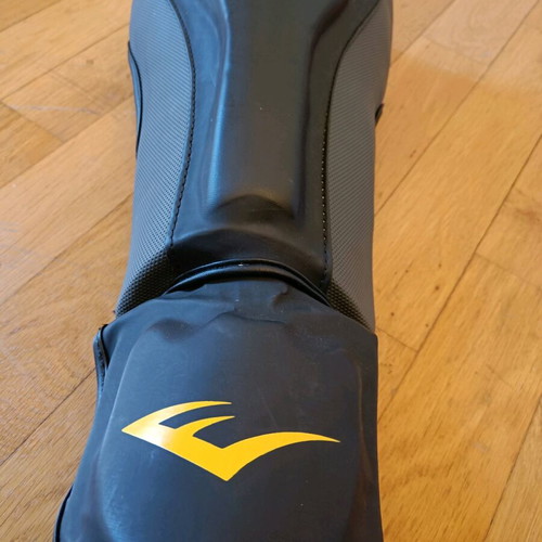 Everlast martial arts shin guards used