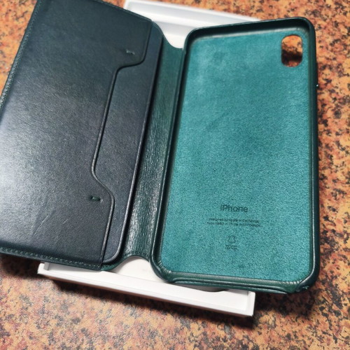 Apple Leather Folio Book green for iPhone XS Max new
