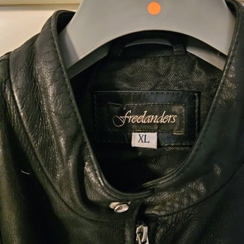 Leather jacket black XL like new