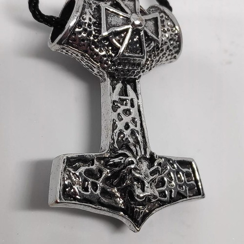 Mjolnir Thor's Hammer Pendant with Scandinavian Motifs and Lion, like new
