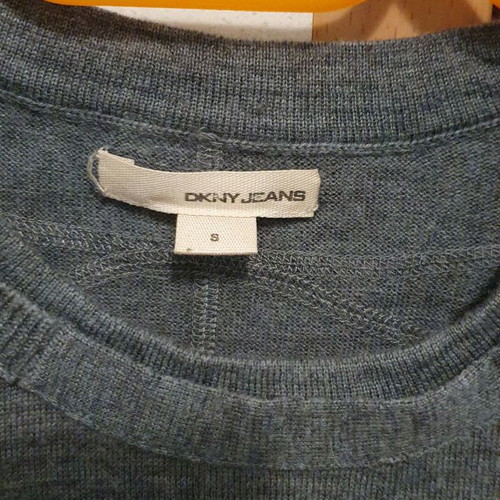 DKNY Jeans pullover used, size small, gray