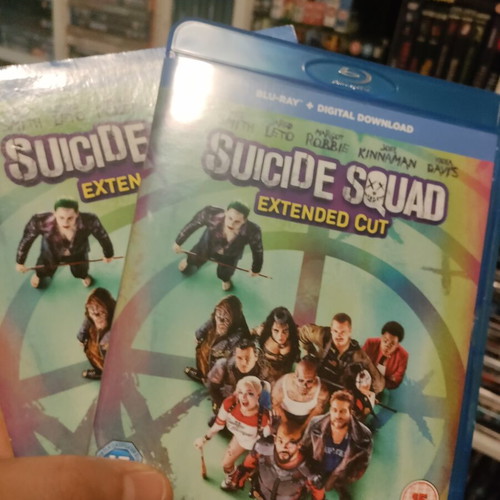 Suicide Squad Blu-Ray like new with Greek subtitles and slipcase