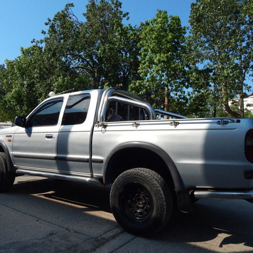 Ford Ranger 4x4 2.5d used, 2003 model with many extras