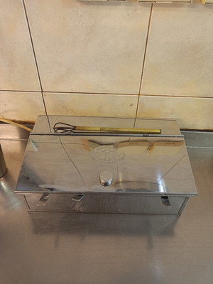 Τριπλό κουτί inox για καφέ μεταχειρισμένο με κουταλάκια και αναδευτήρα