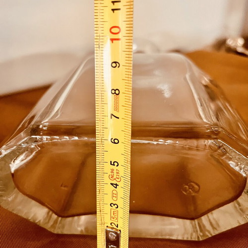 Vintage decanter like new, elegant and minimalistic