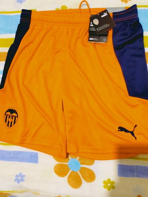 Valencia F.C. shorts new, medium size