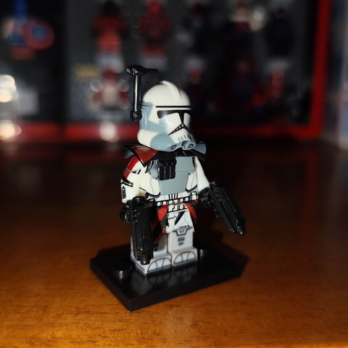 ARC Commander Colt Lego minifigure with accessories