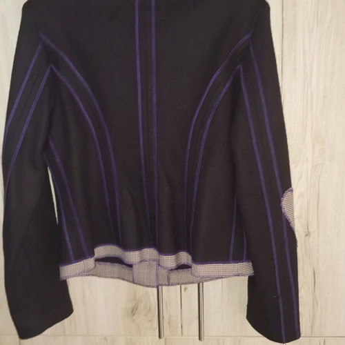 Tagier suit jacket and skirt used, purple with embroidery and balloon skirt