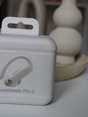 Powerbeats Pro 2 new, sealed earbuds