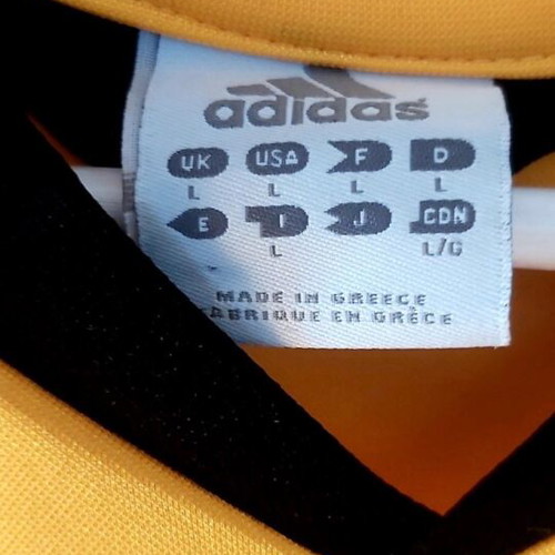 AEK jersey collectible like new, adidas size large 2005-2006