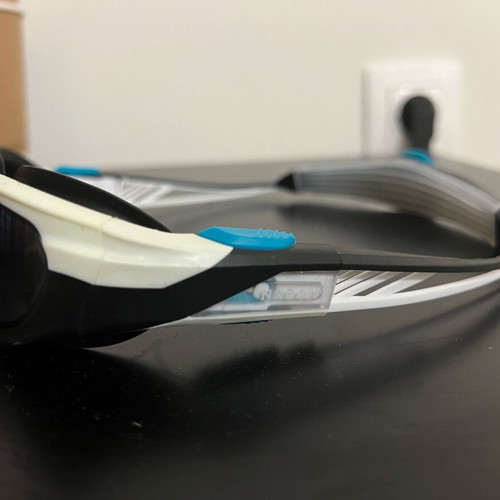 Swimming goggles like new with adjustable opening