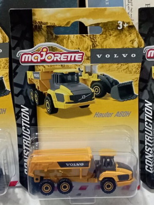 Αυτοκινητάκια Majorette Volvo κατασκευαστικά σετ 3 τεμάχια καινούργια