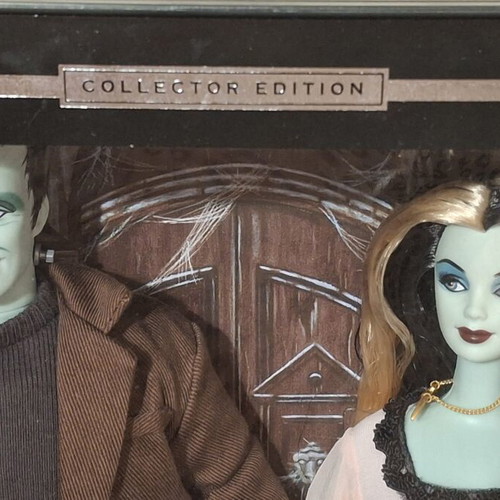 Barbie & Ken The Munsters Giftset 2001 Mattel new limited edition