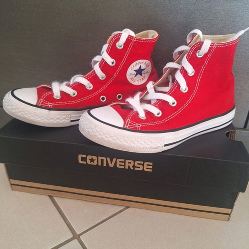 Converse All Star kids shoes like new, size 32, red
