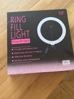 Ring light καινούργιο στο κουτί του, δεν χρησιμοποιήθηκε ποτέ