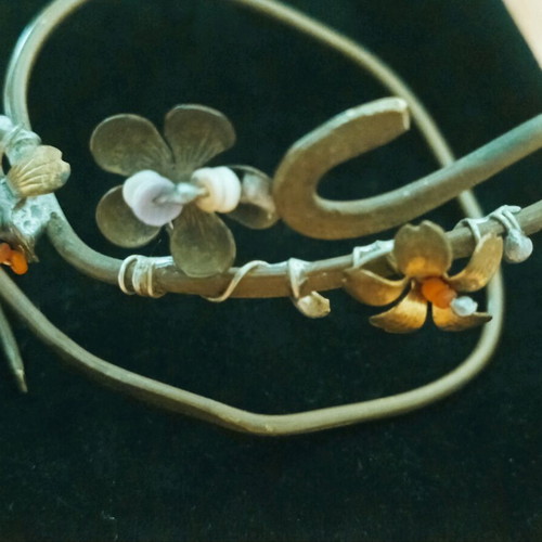 Vintage early 90's brass armlet like new with floral design