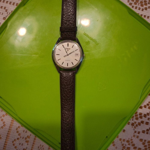 Vintage Pulsar Quartz men's watch with date, Japan